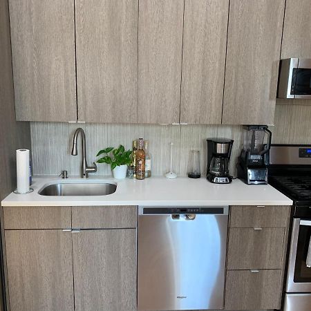 Urban Jungle Oasis In Queens! Apartment นิวยอร์ก ภายนอก รูปภาพ