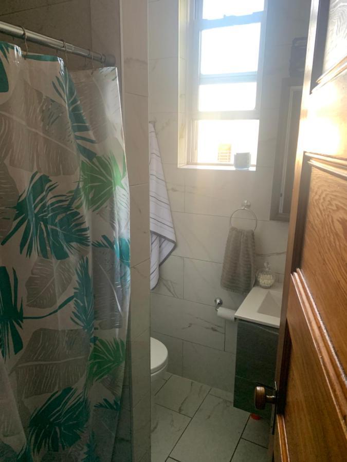 Urban Jungle Oasis In Queens! Apartment นิวยอร์ก ภายนอก รูปภาพ